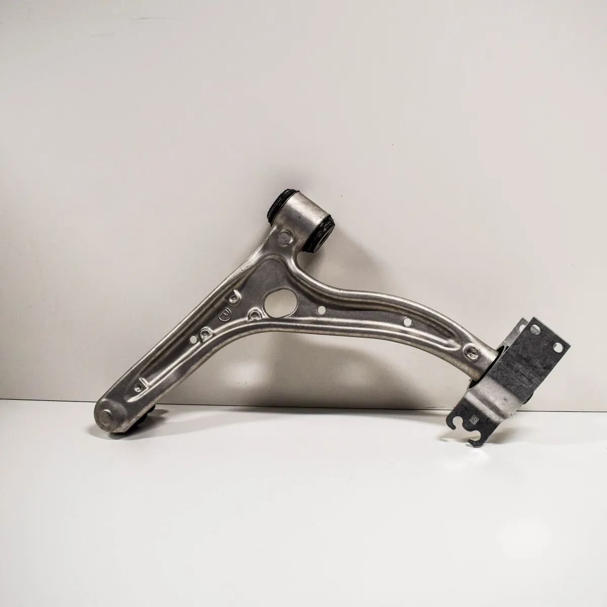 https://www.mhparts.com.vn/s-l1200 (1)